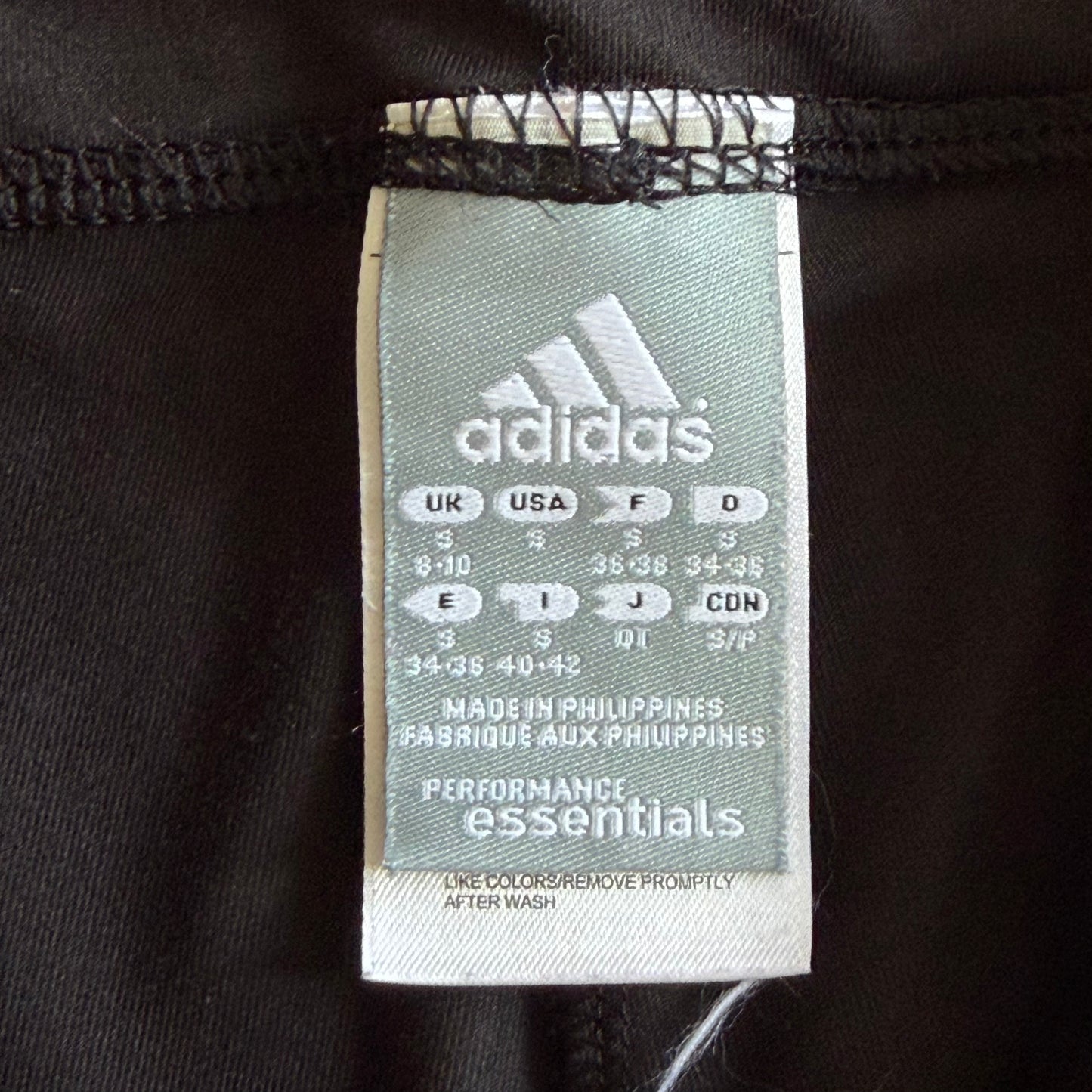 Y2K Adidas Three Stripe Activewear Capris - S