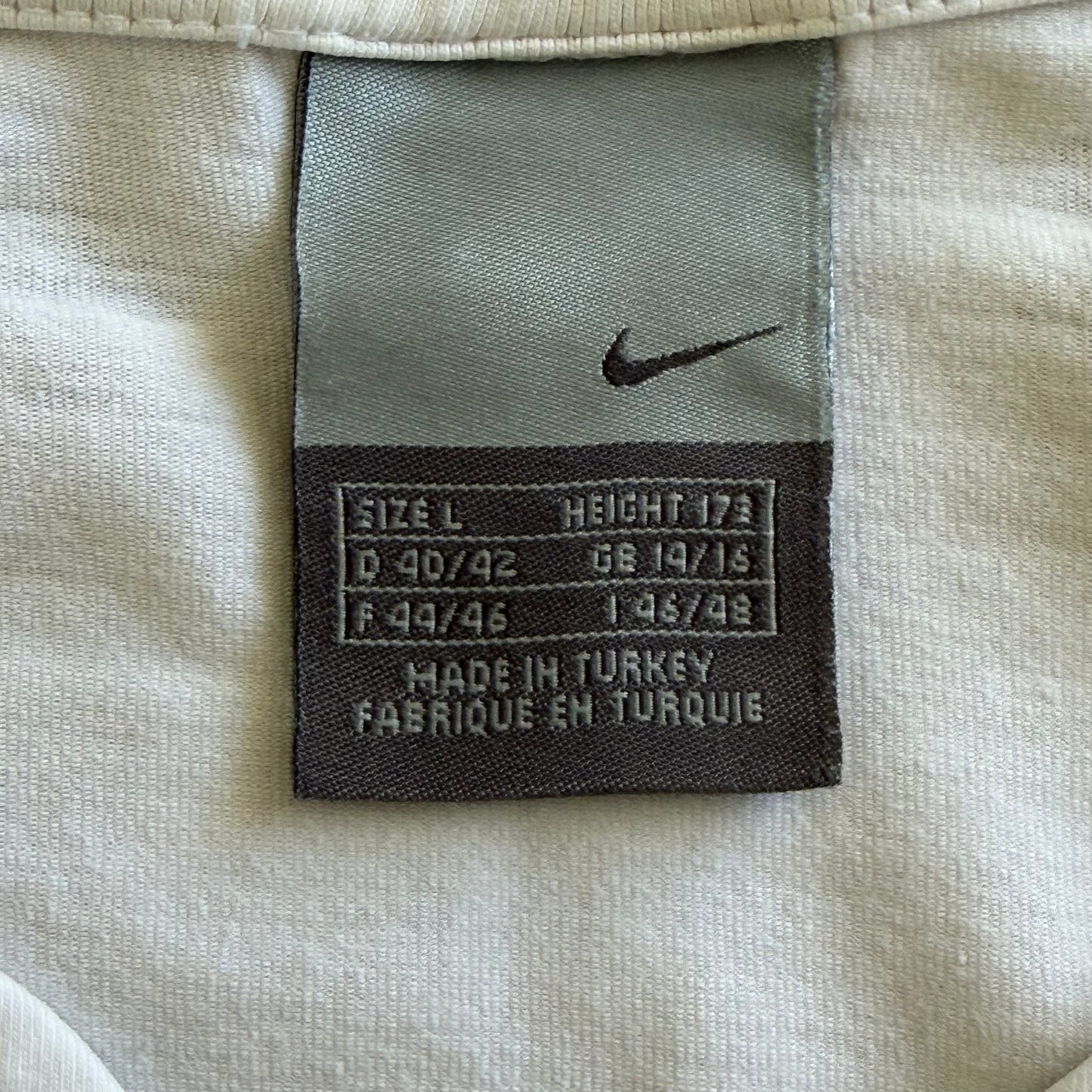 Y2K Nike Low Cut Activewear Top - L