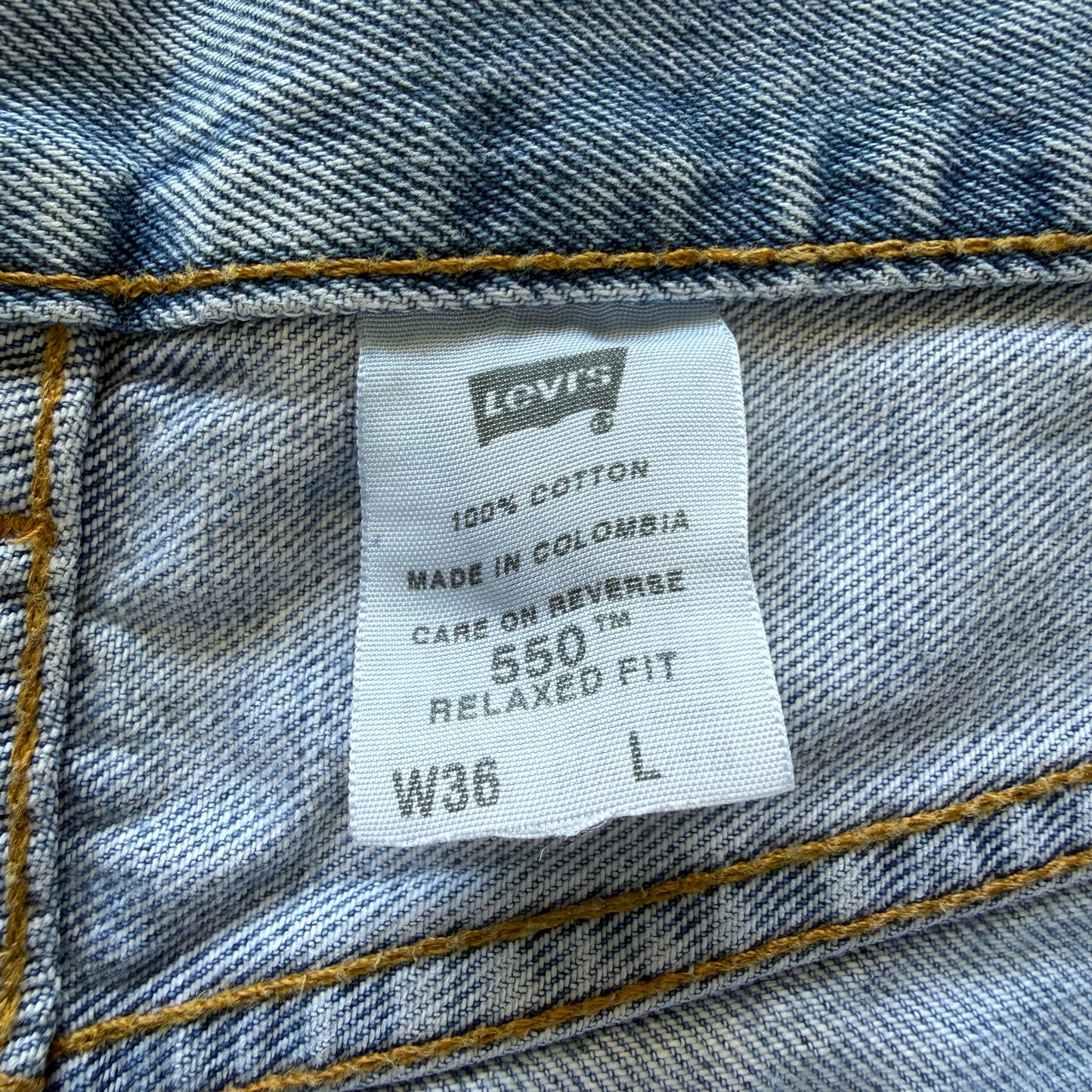 Levis Shorts - 36"