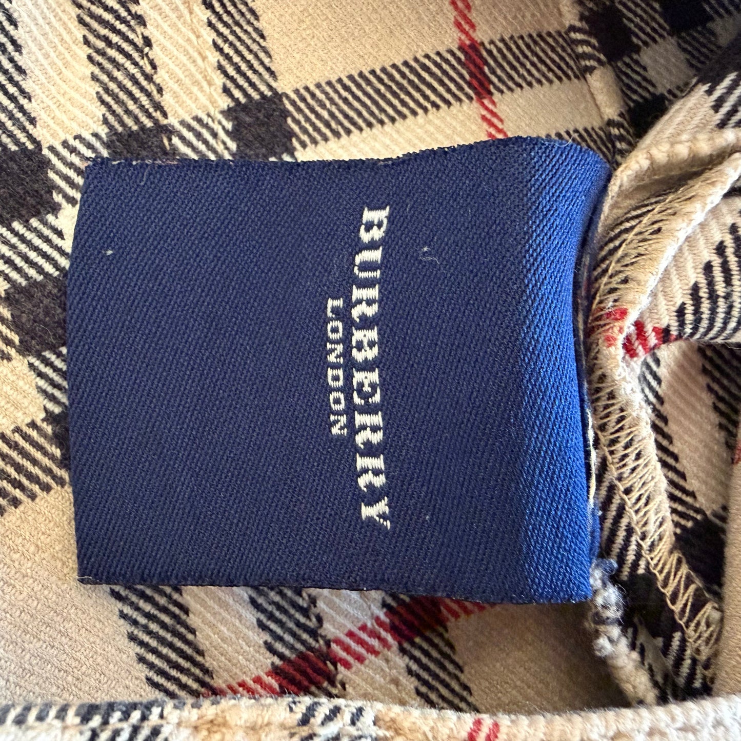 Y2K Burberry Nova Check Capris - 30"