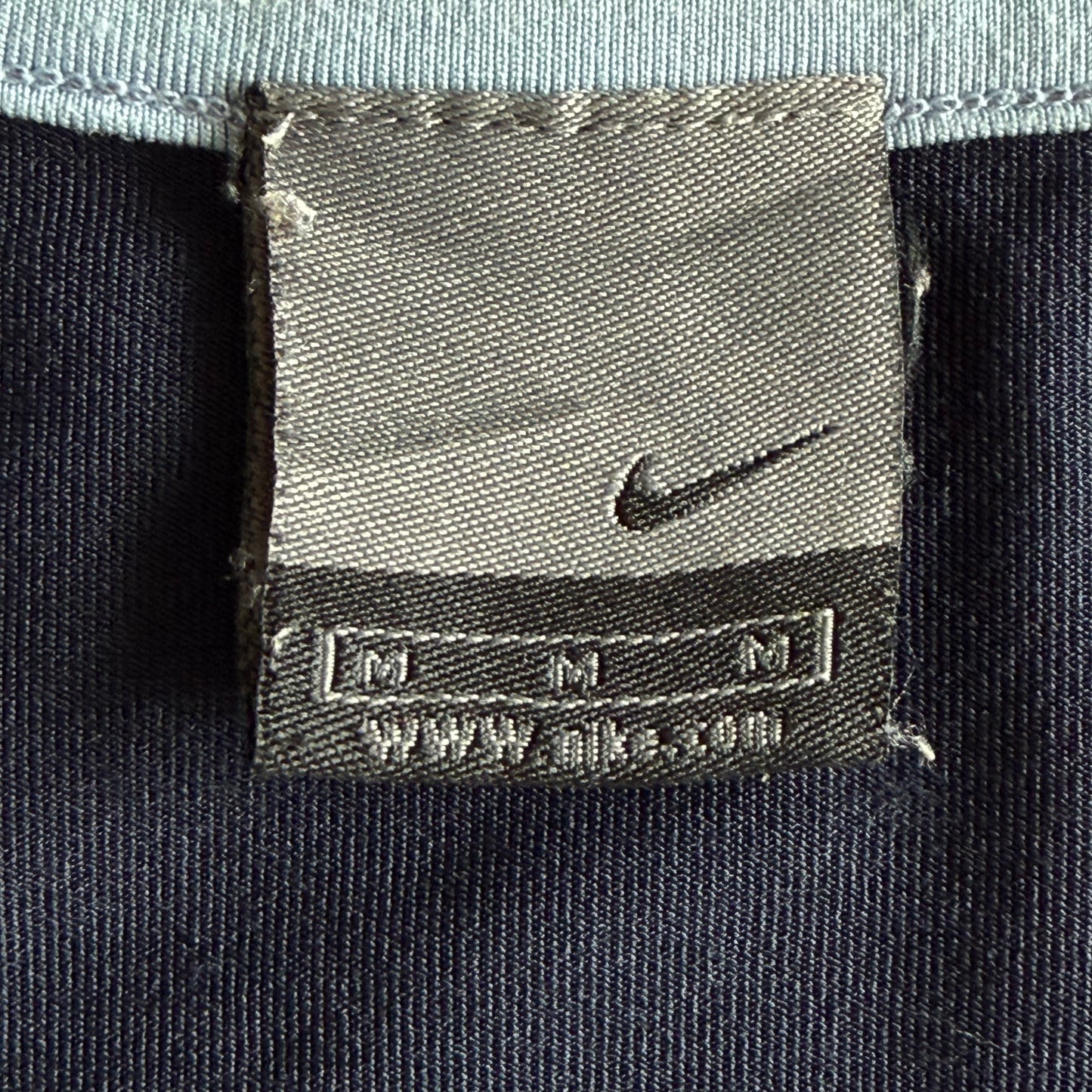Y2K Nike Minimal Activewear Top - M/L