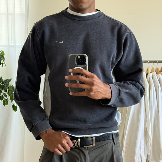 Nike Single Swoosh Sweatshirt - Small