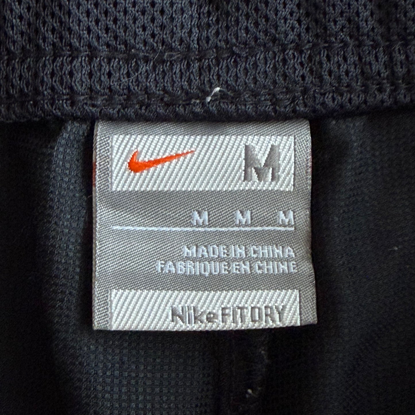 Y2K Nike Striped Capris - M
