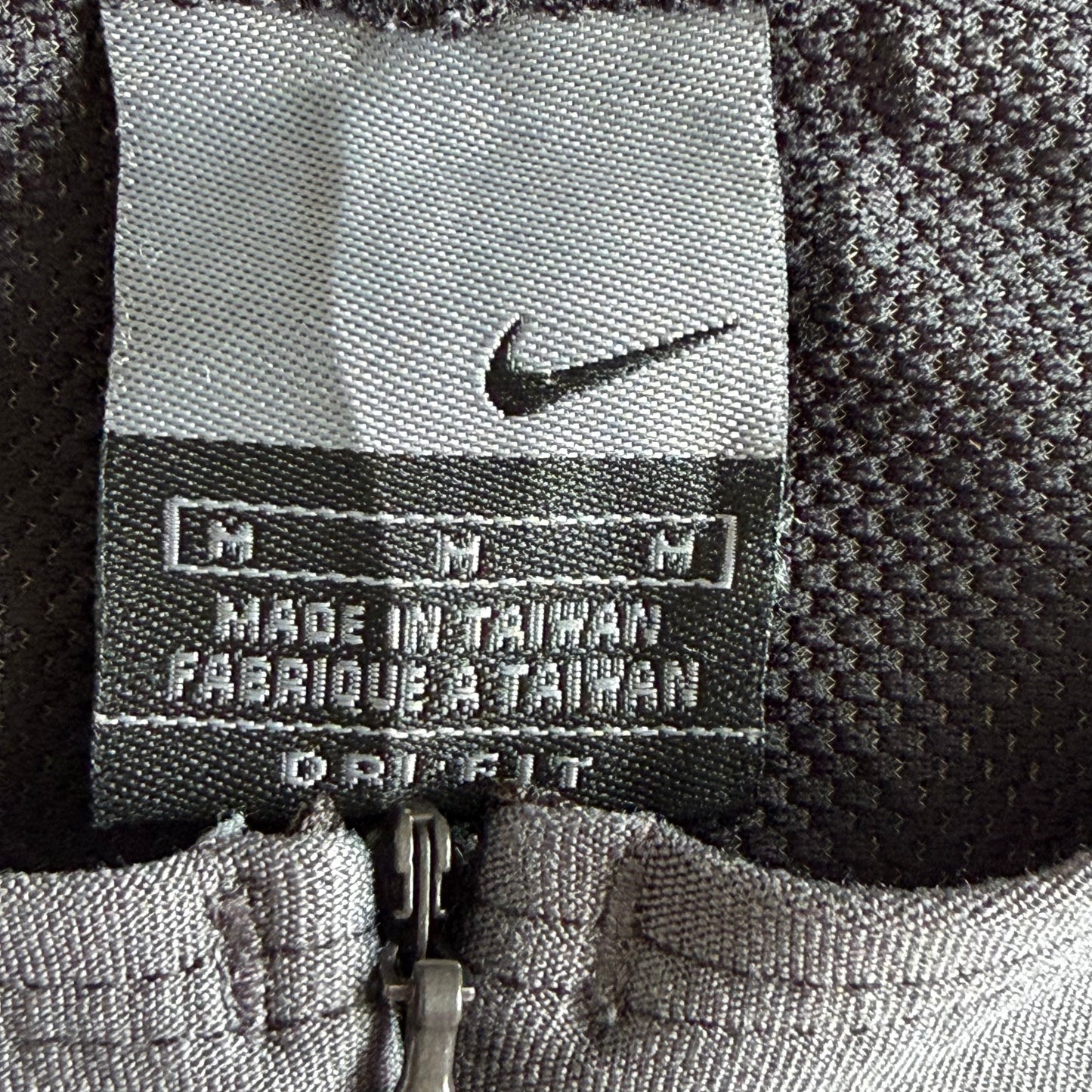 Y2K Nike Mesh Panelled Activewear Zip Up Tank - M