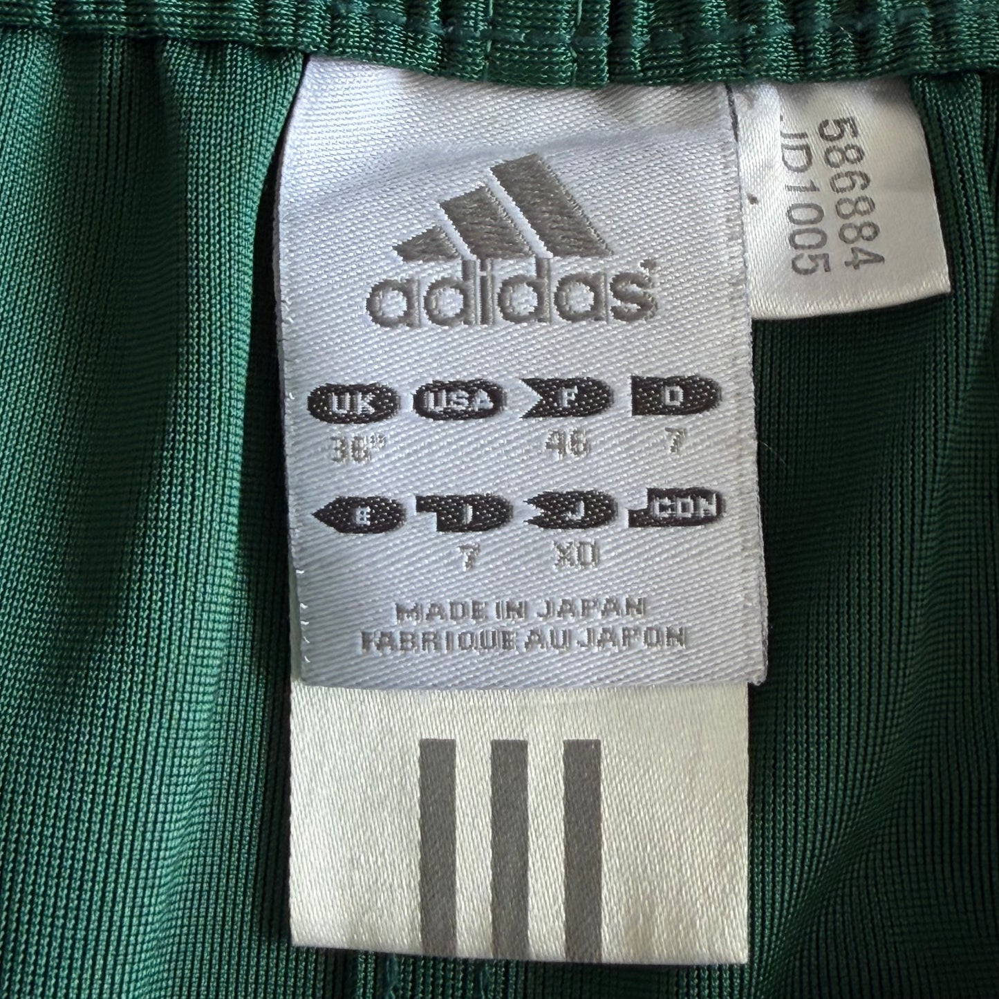 Y2K Adidas Three Stripe Basketball Shorts - M