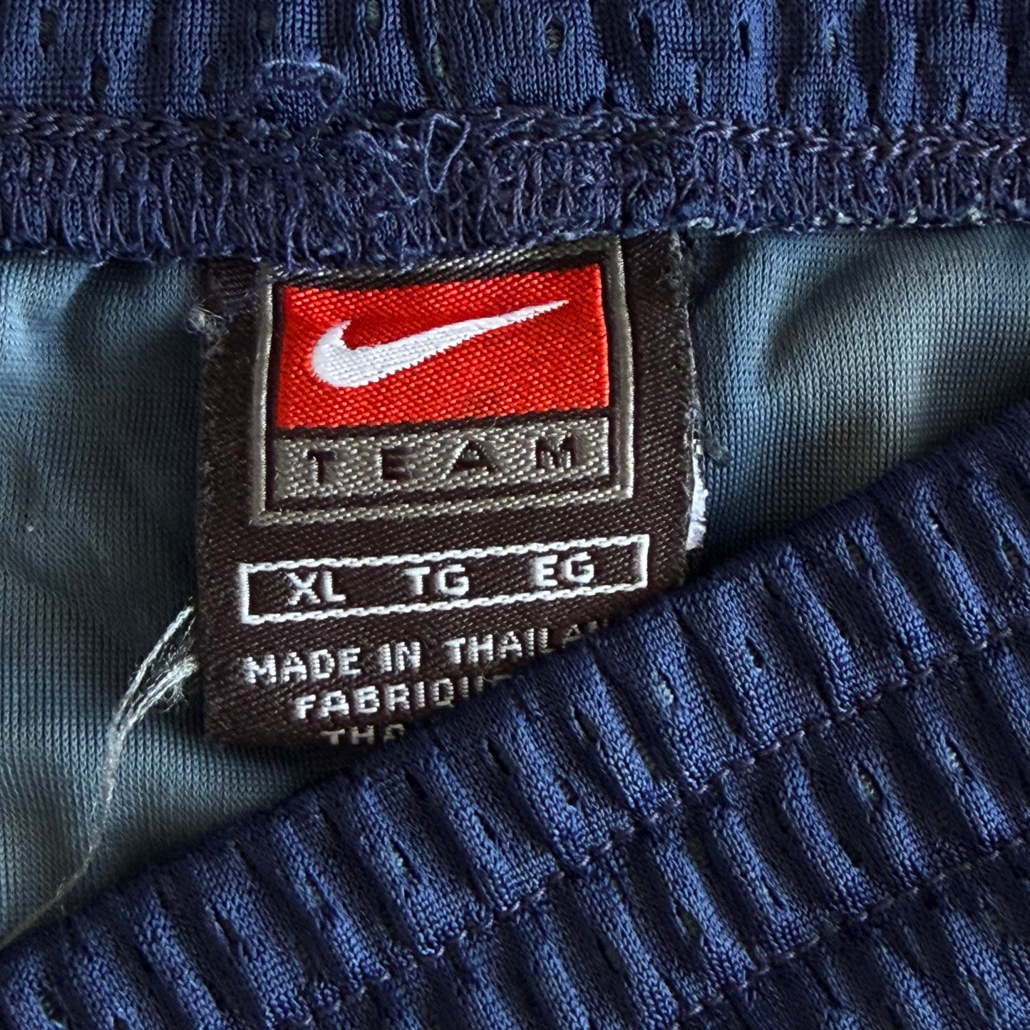 90s Nike Team Striped Basketball Shorts - L