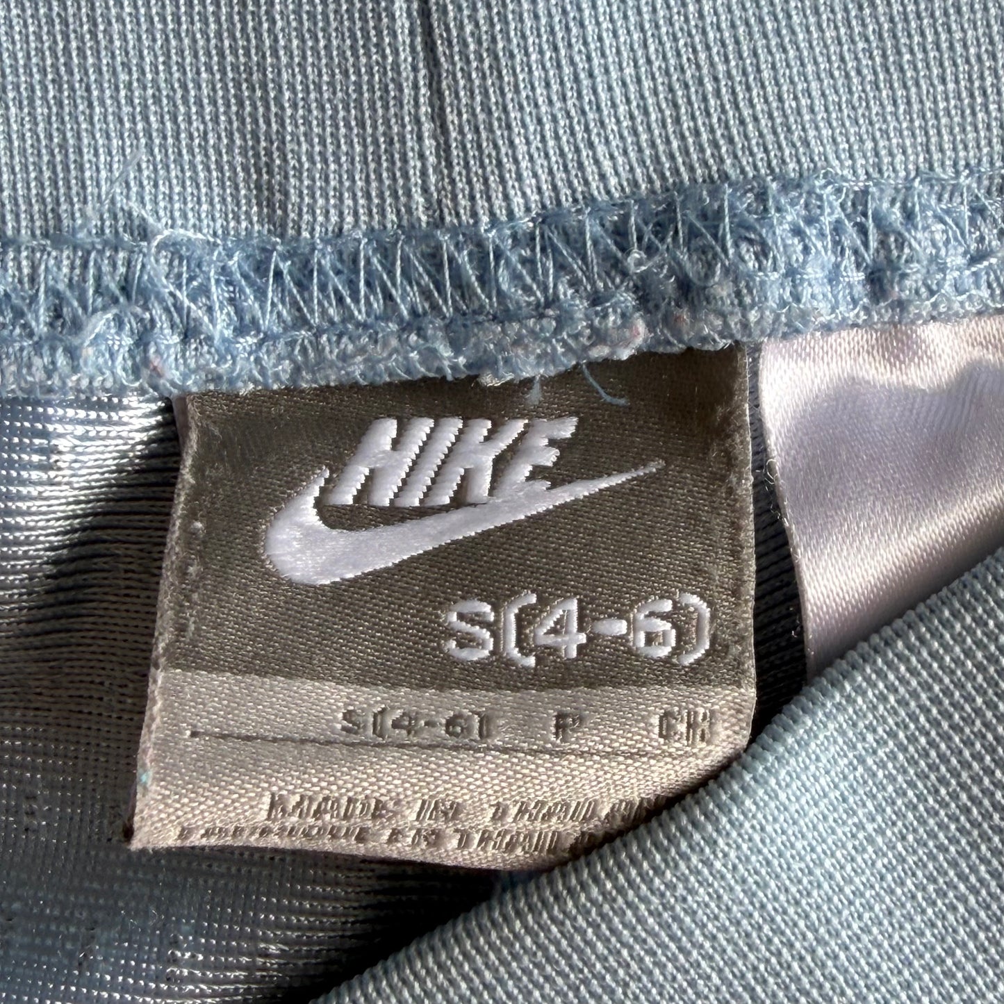 Y2K Nike Striped Mini Basketball Shorts - S