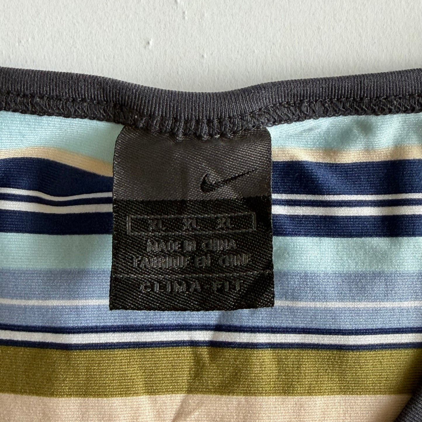 Y2K Nike Striped V-neck Activewear Tank - L/XL