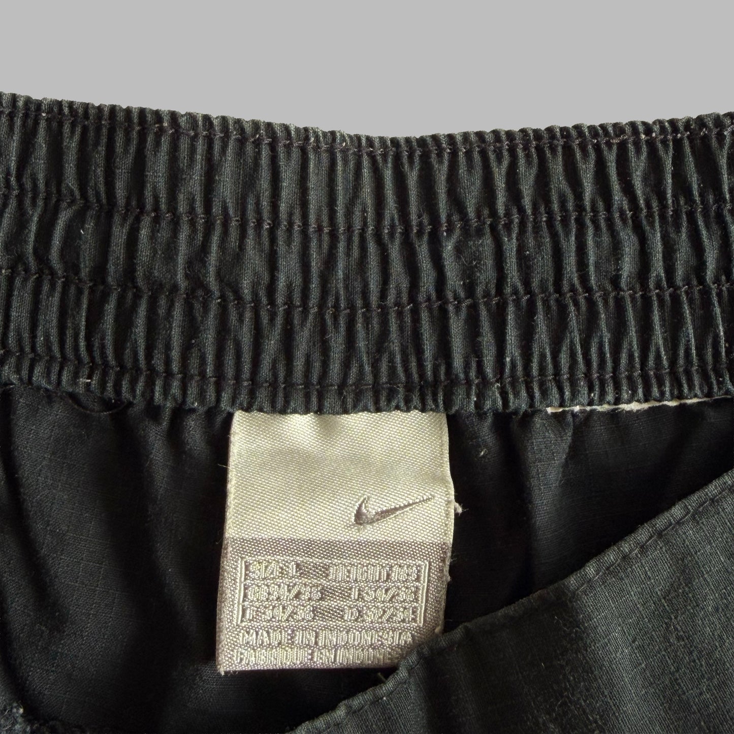 Y2K Nike Swoosh Activewear Capris - M