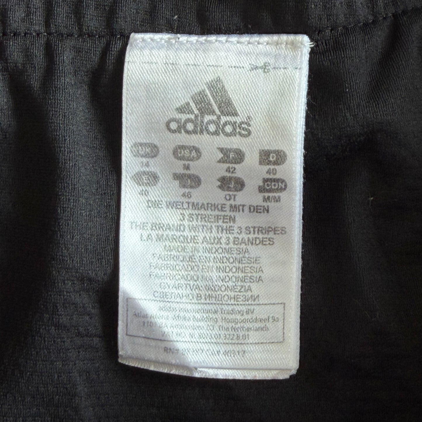 Y2K Adidas Three Stripe Mini Shorts - M
