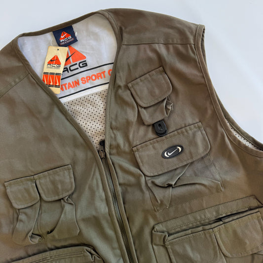 Rare Nike ACG Tactical Vest - Large