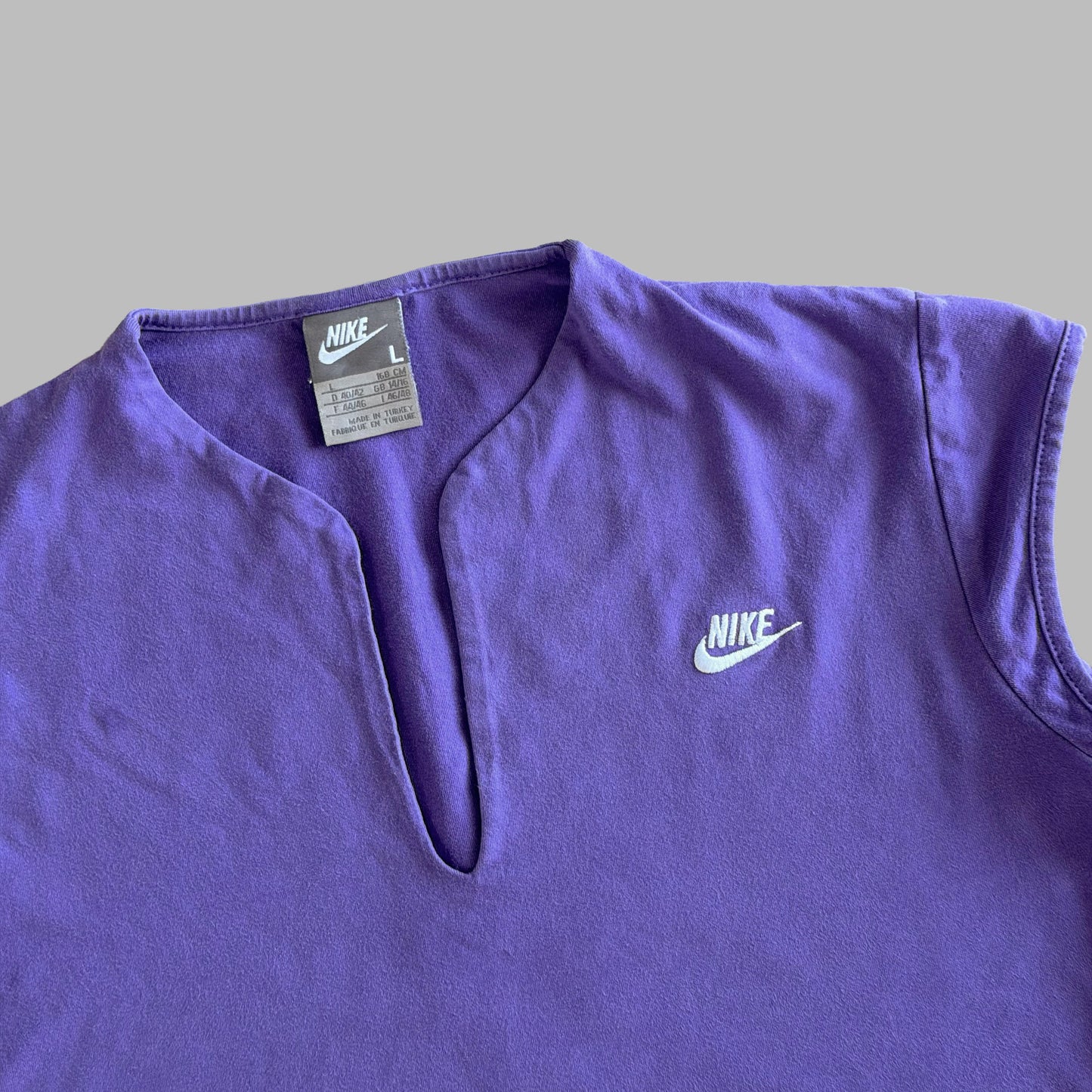 Y2K Nike Low Cut Swoosh Top - L