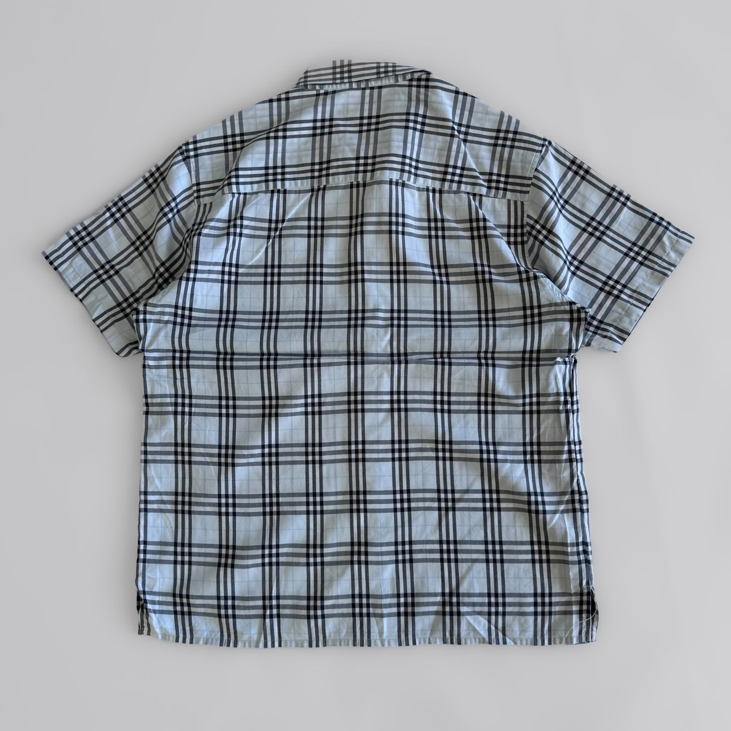 Burberry Button Up Shirt - Medium