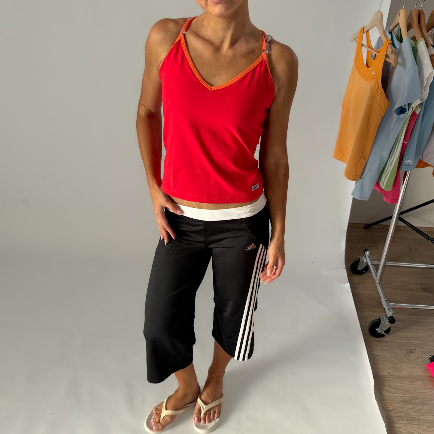 Y2K Nike Thin Strap V-Neck Tank - M