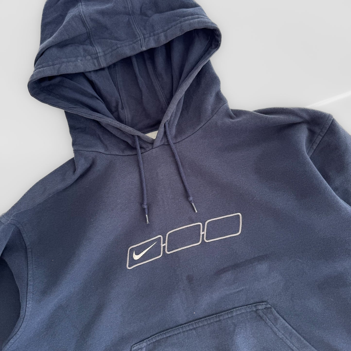 00s Nike Hoodie - Medium