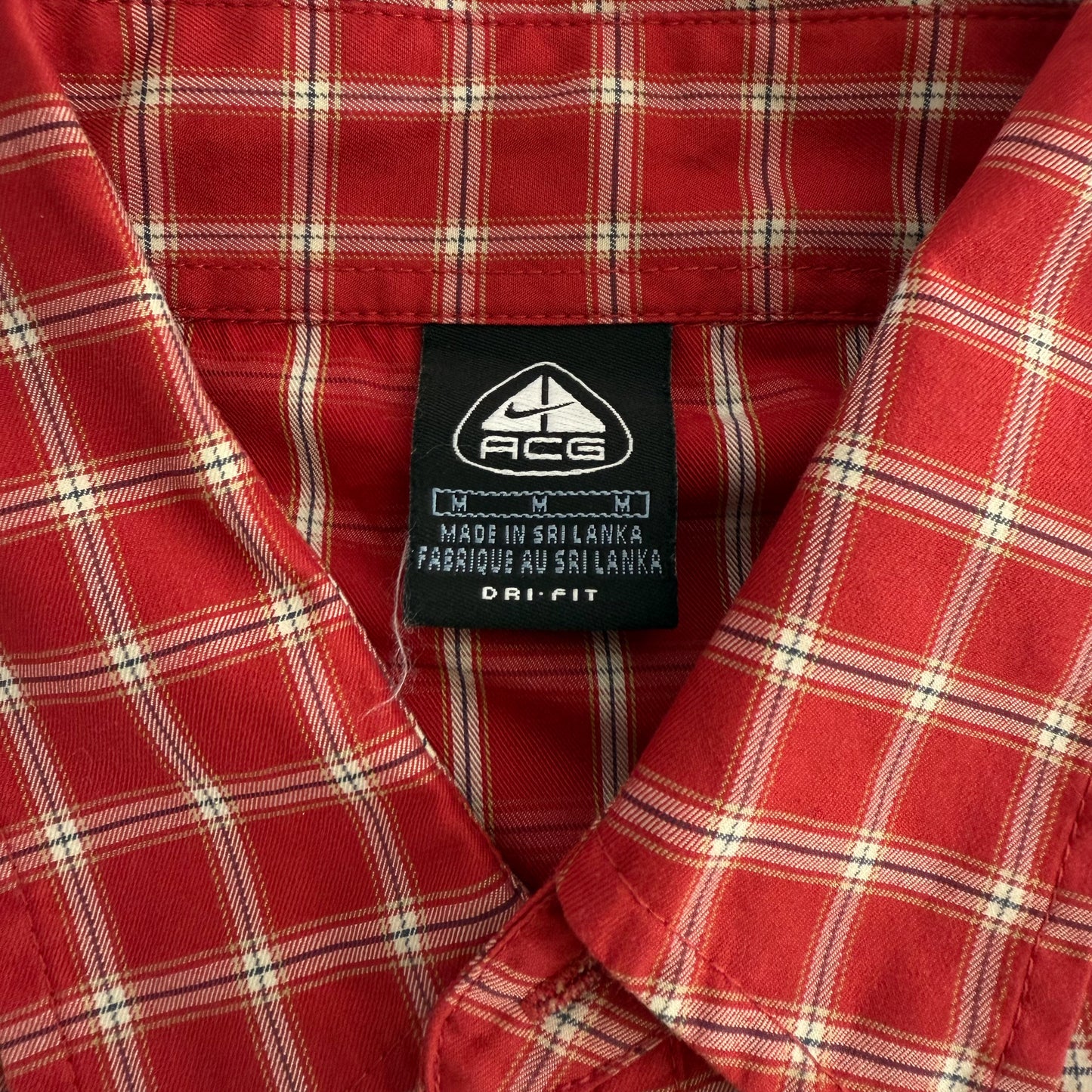 Nike ACG Button Up Shirt - Medium