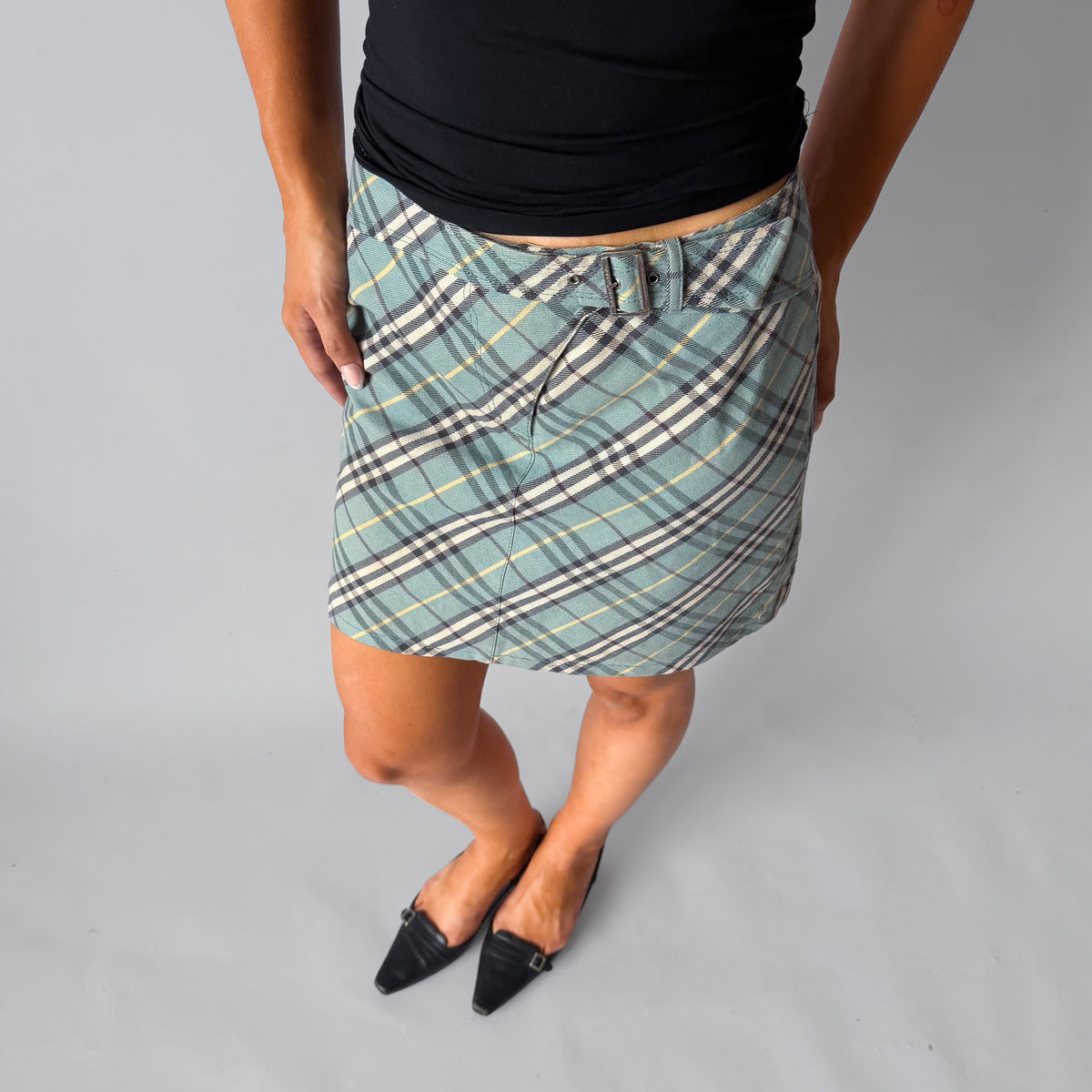 Y2K Burberry Checkered Pleated Mini Skirt - 28"