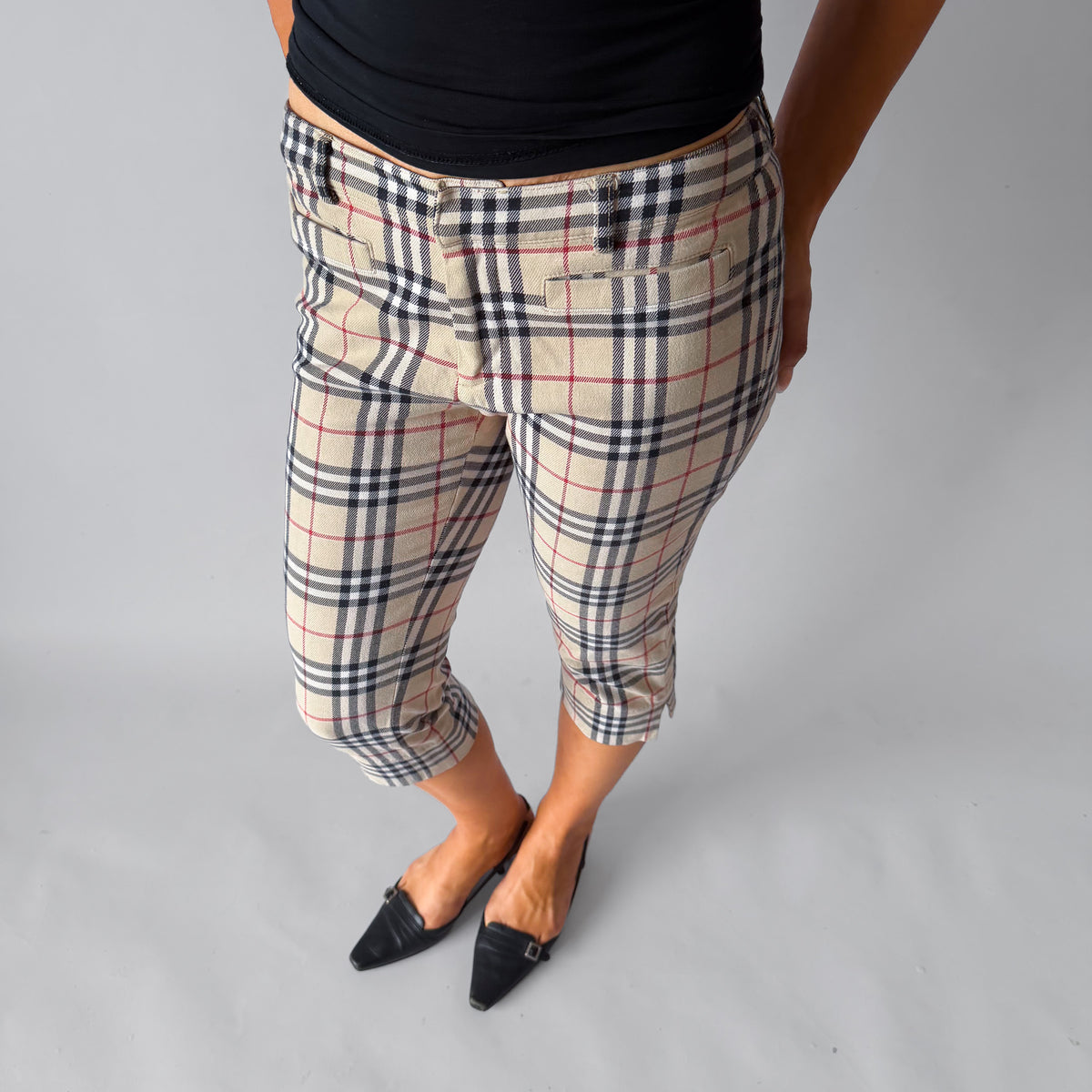 Y2K Burberry Nova Check Capris - 30"