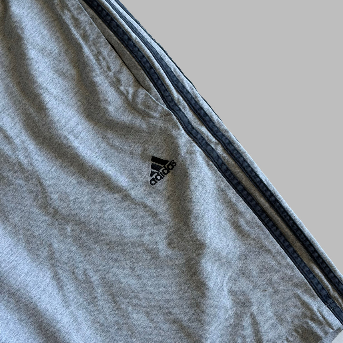Y2K Adidas Three Stripe Cotton Shorts - M