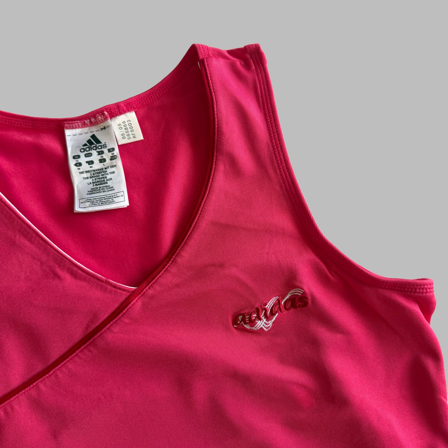 Y2K Adidas V-Neck Activewear Tank - S