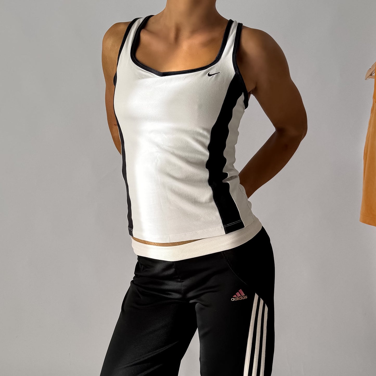 Y2K Nike Cross Back Activewear Tank - M