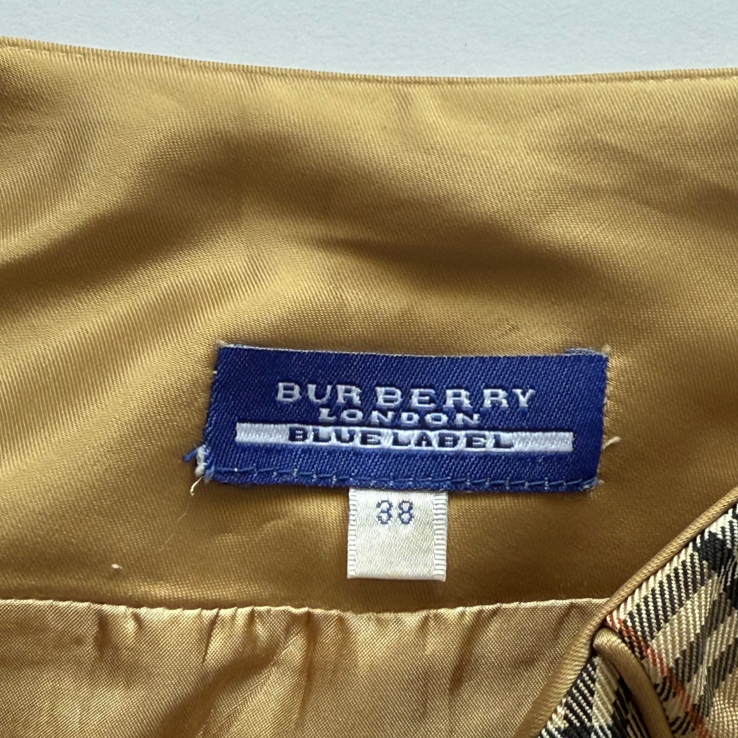 00s Burberry Midi Skirt - 27"