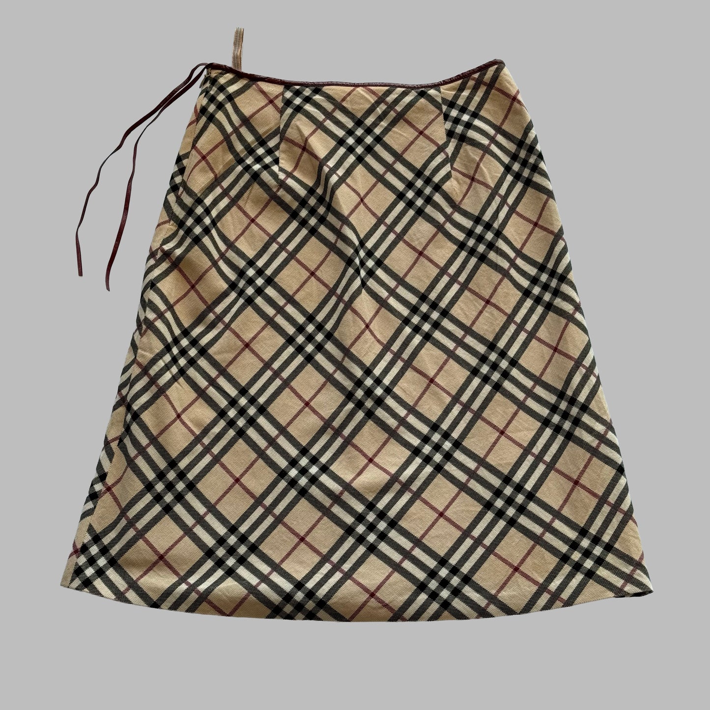 00s Burberry Midi Skirt - 26"