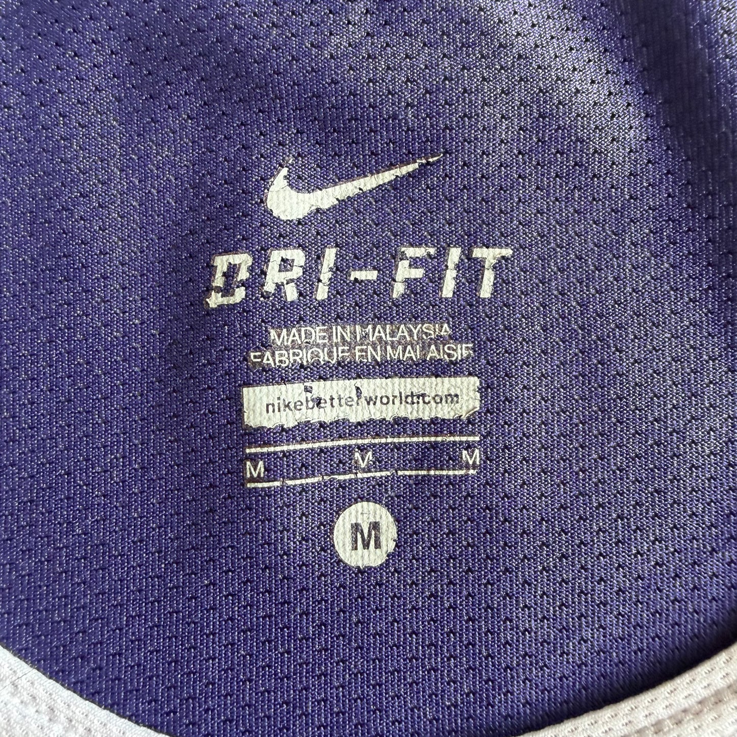 Y2K Nike Lightweight Activewear Top - M