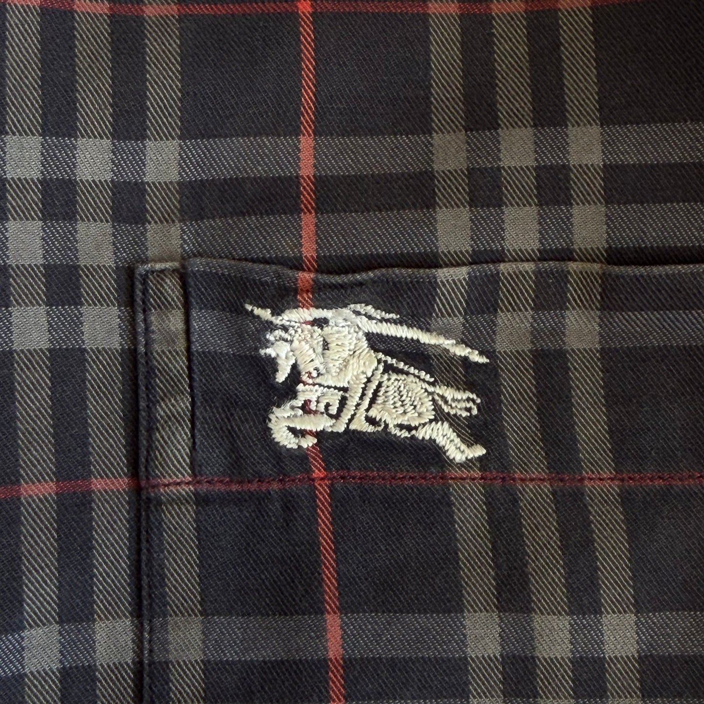 90s Burberry Button Up Shirt - L