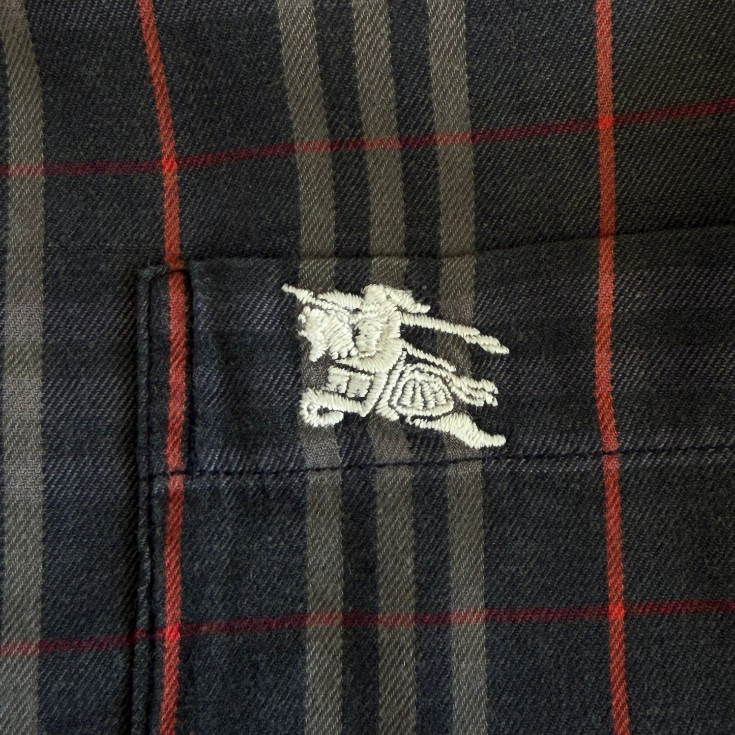 90s Burberry Lightweight Button Up Shirt - S