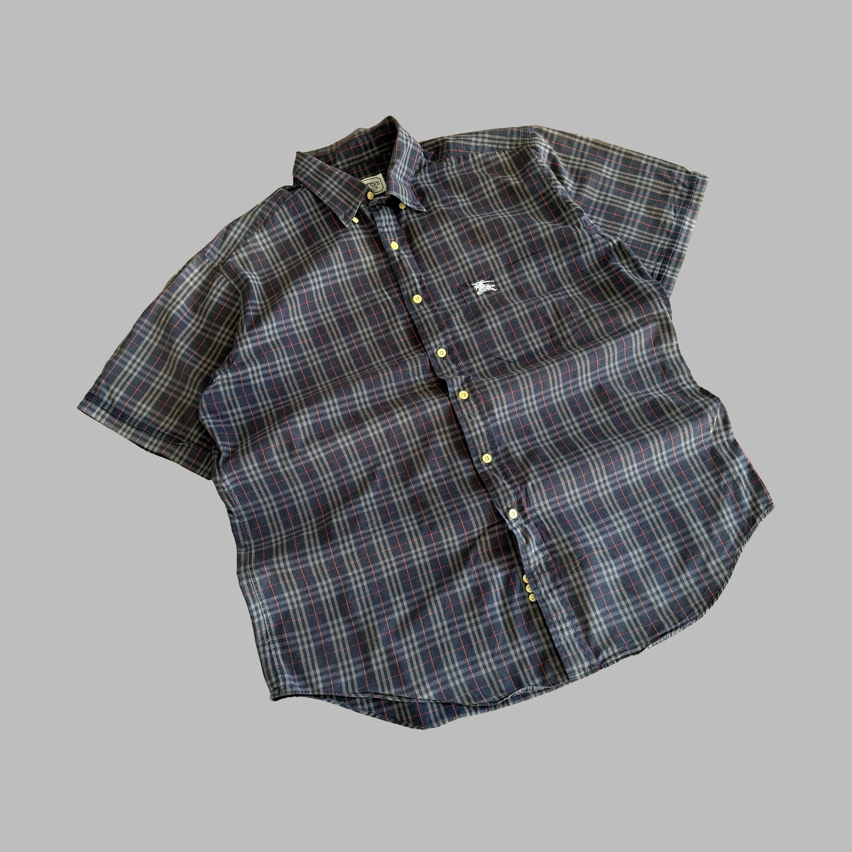 90s Burberry Short Sleeve Button Up Shirt - L