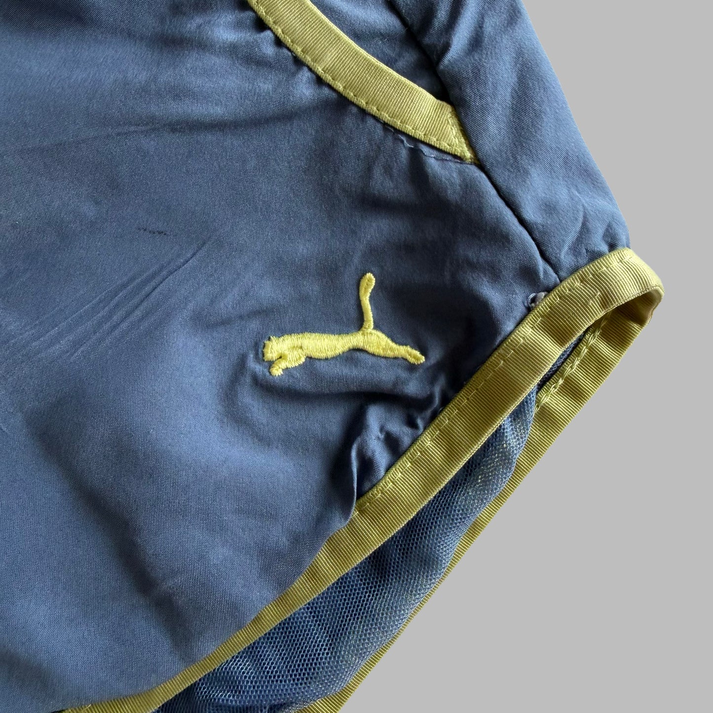 Y2K Puma Dolphin Mini Shorts - M