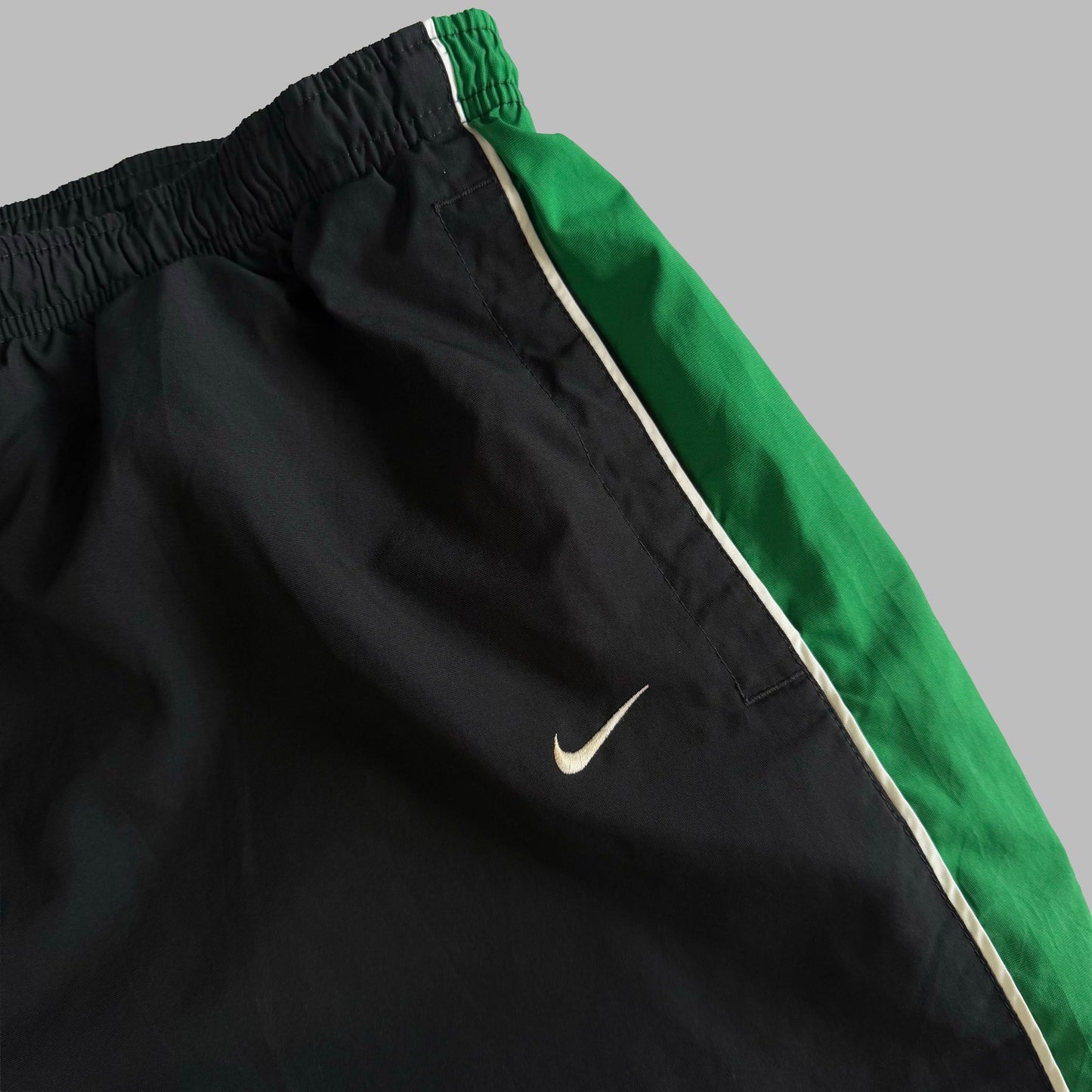 Y2K Nike Wide Leg Striped  Track Pants - XXL