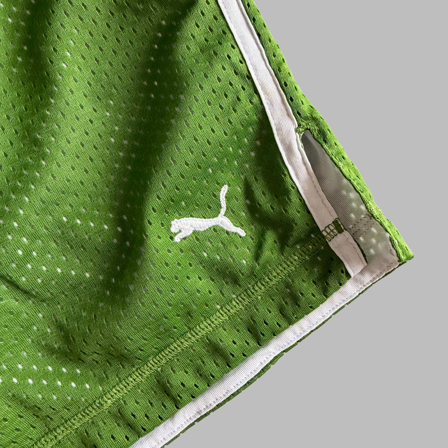 Y2K Puma Basketball Mini Shorts - M