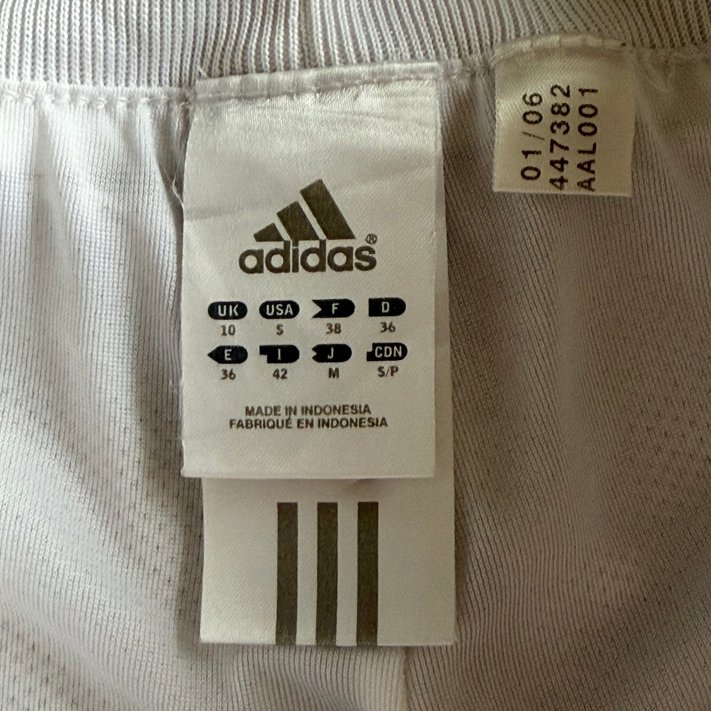Y2K Adidas Three Stripe Flared Capris - S
