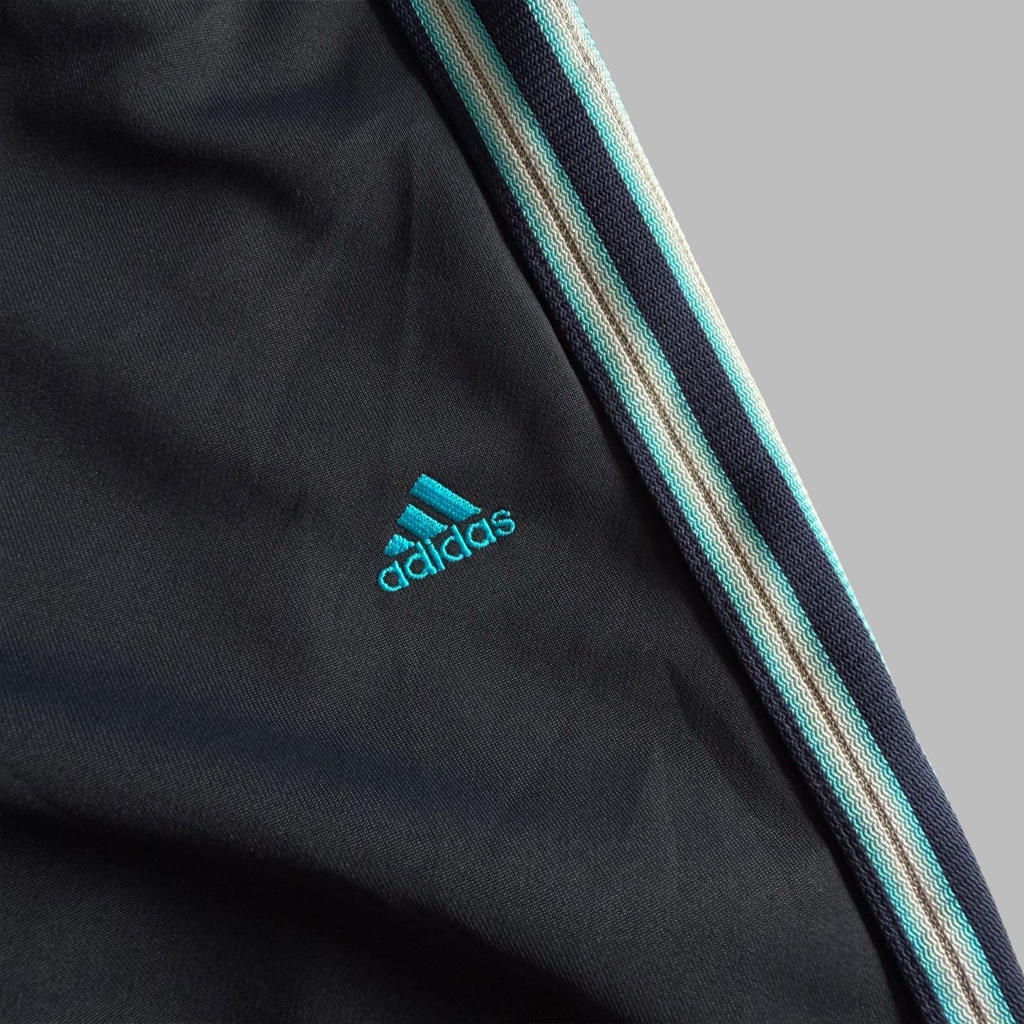 Y2K Adidas Three Stripe Capris - S