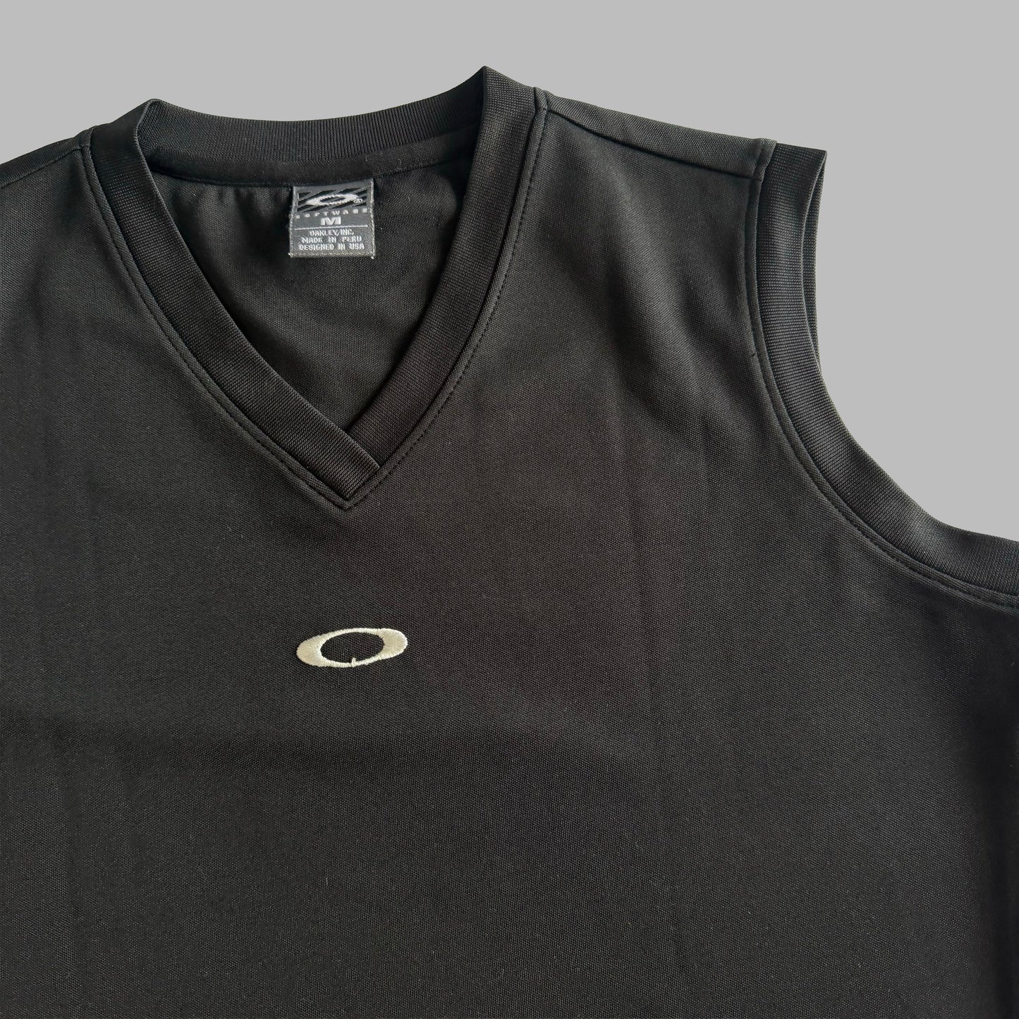 Y2K Oakley Software V-Neck Activewear Tank - M