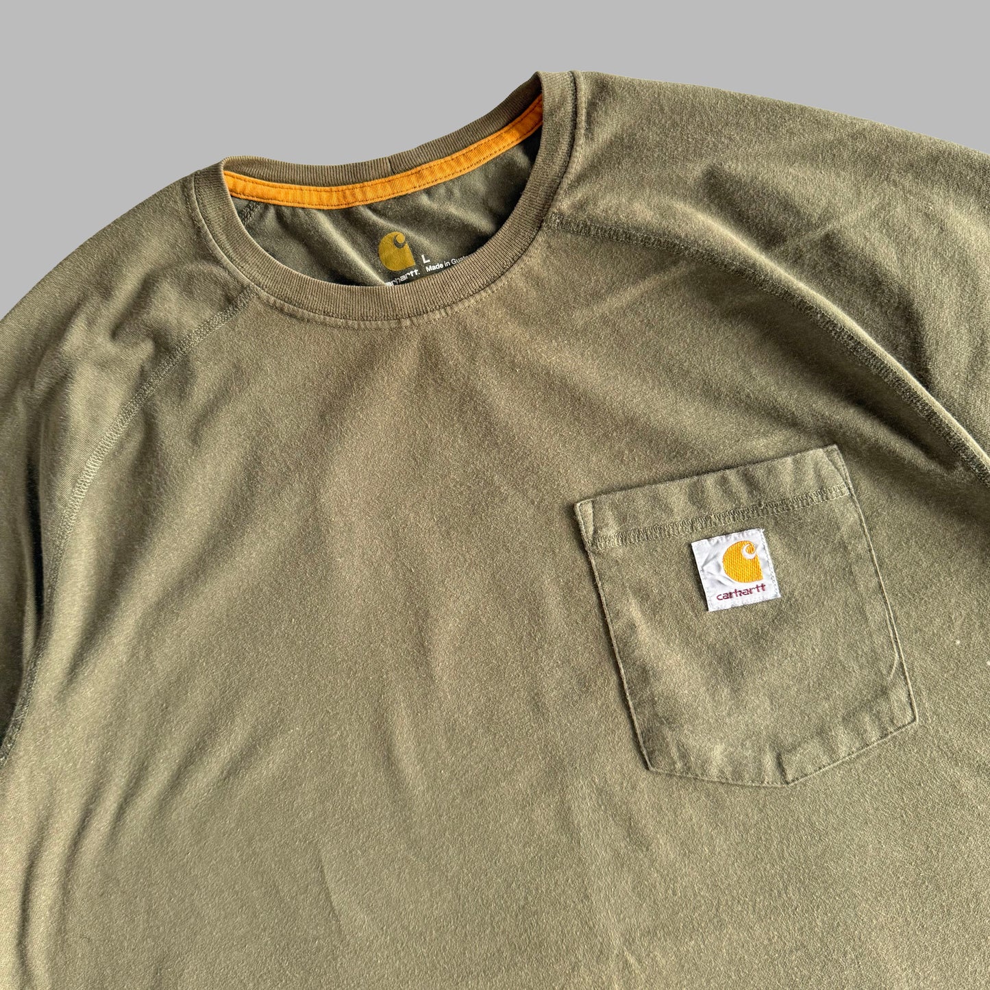 Carhartt T-Shirt - Large