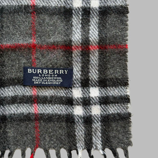 00s Burberry Scarf
