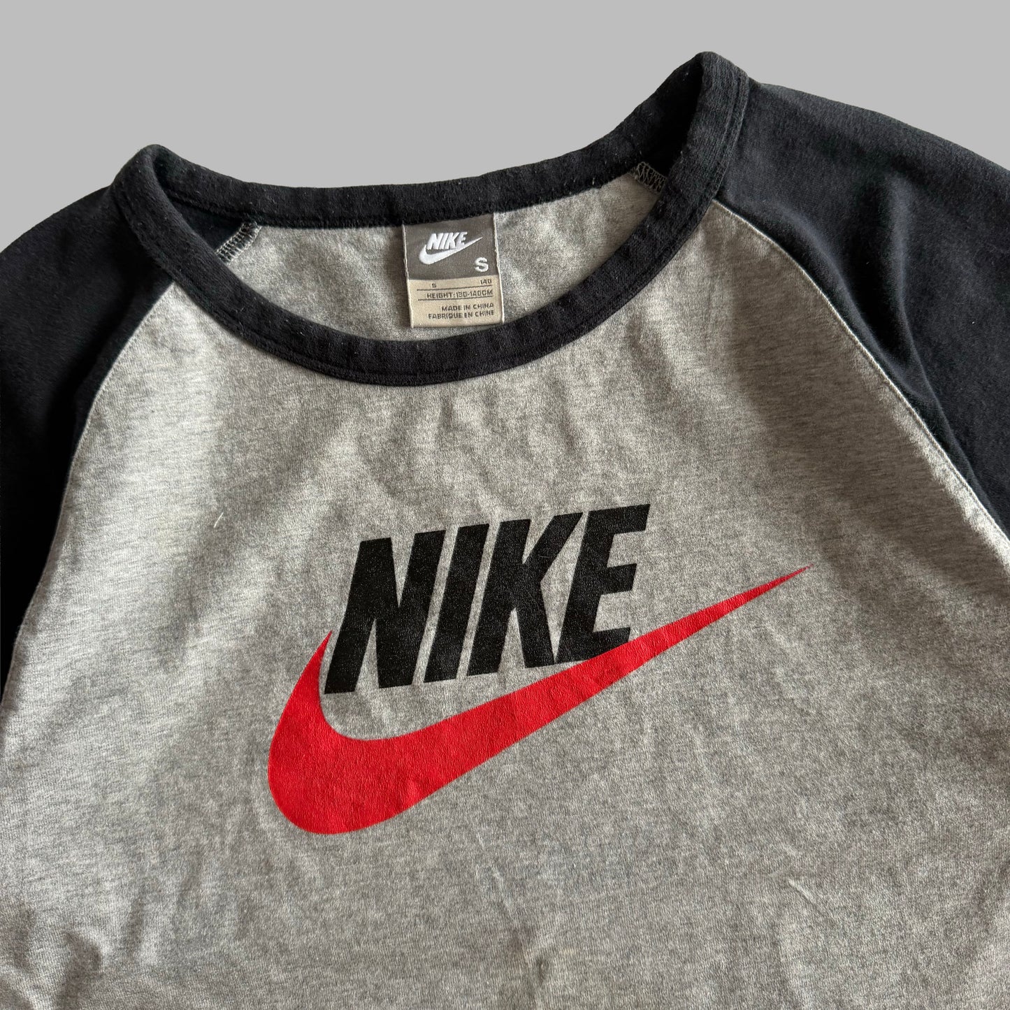 Y2K Nike Spell Out Raglan Baby Tee - S/M