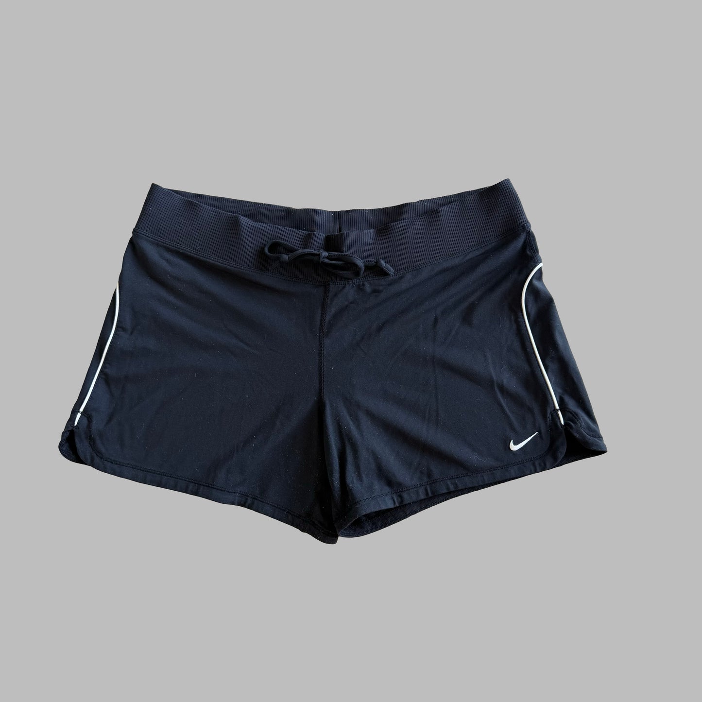 Y2K Nike Mini Shorts - M
