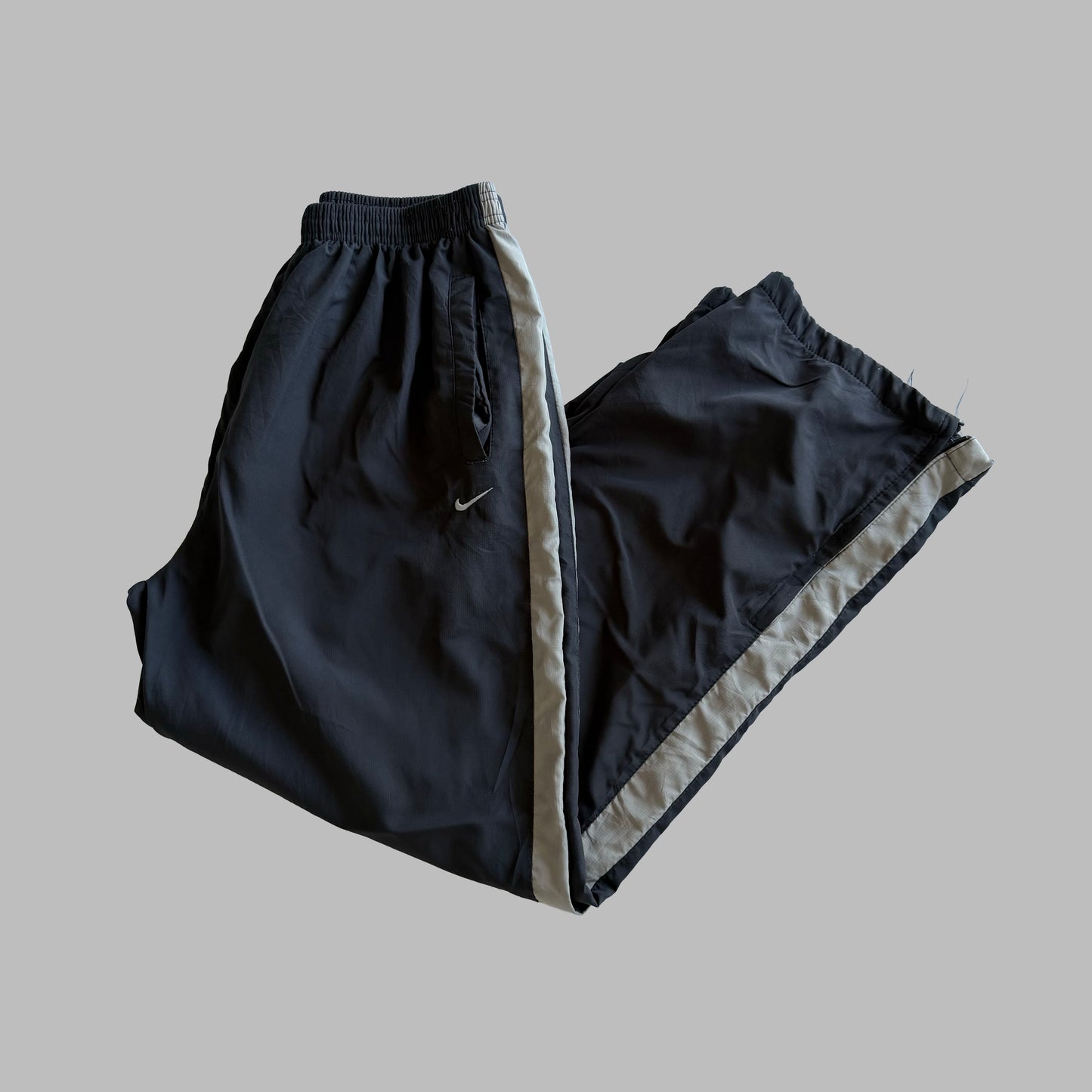 Y2K Nike Wide Leg Striped Track Pants - M