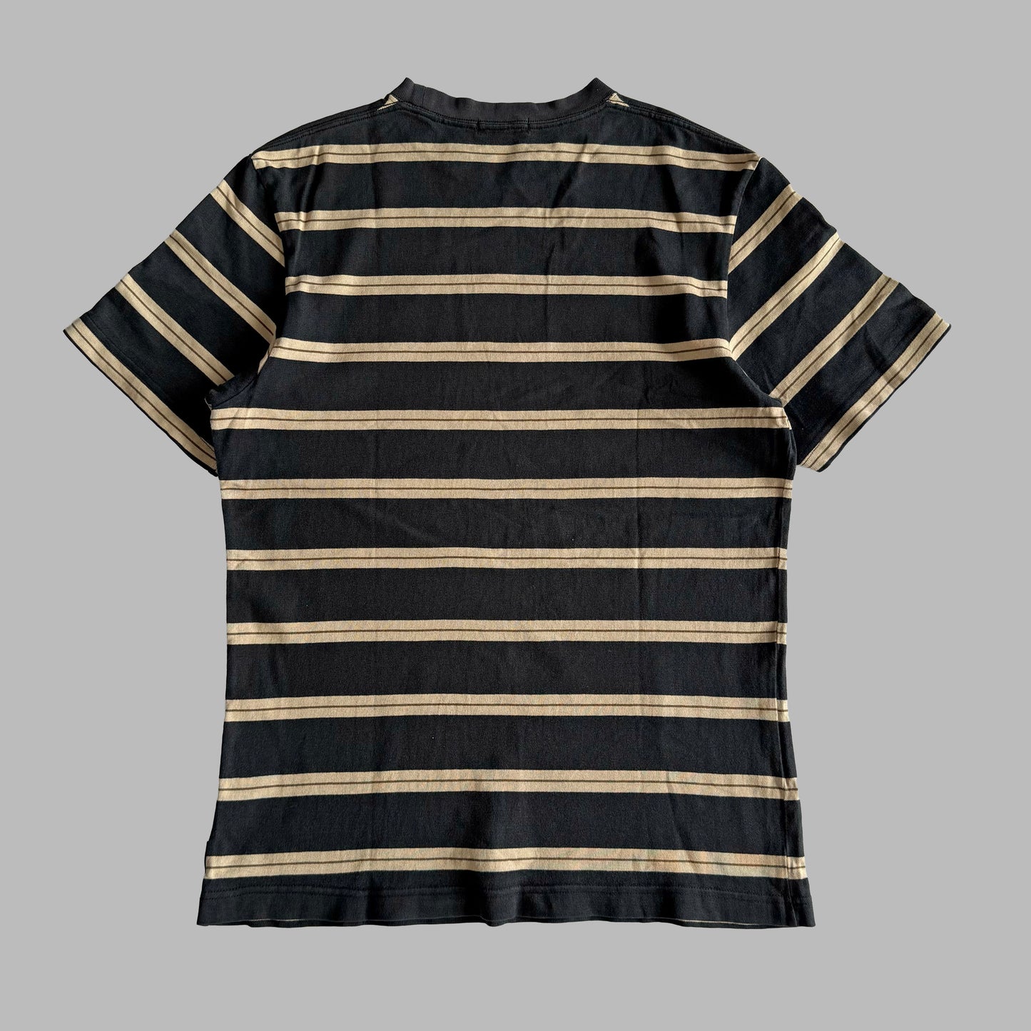 Burberry T-Shirt - Large