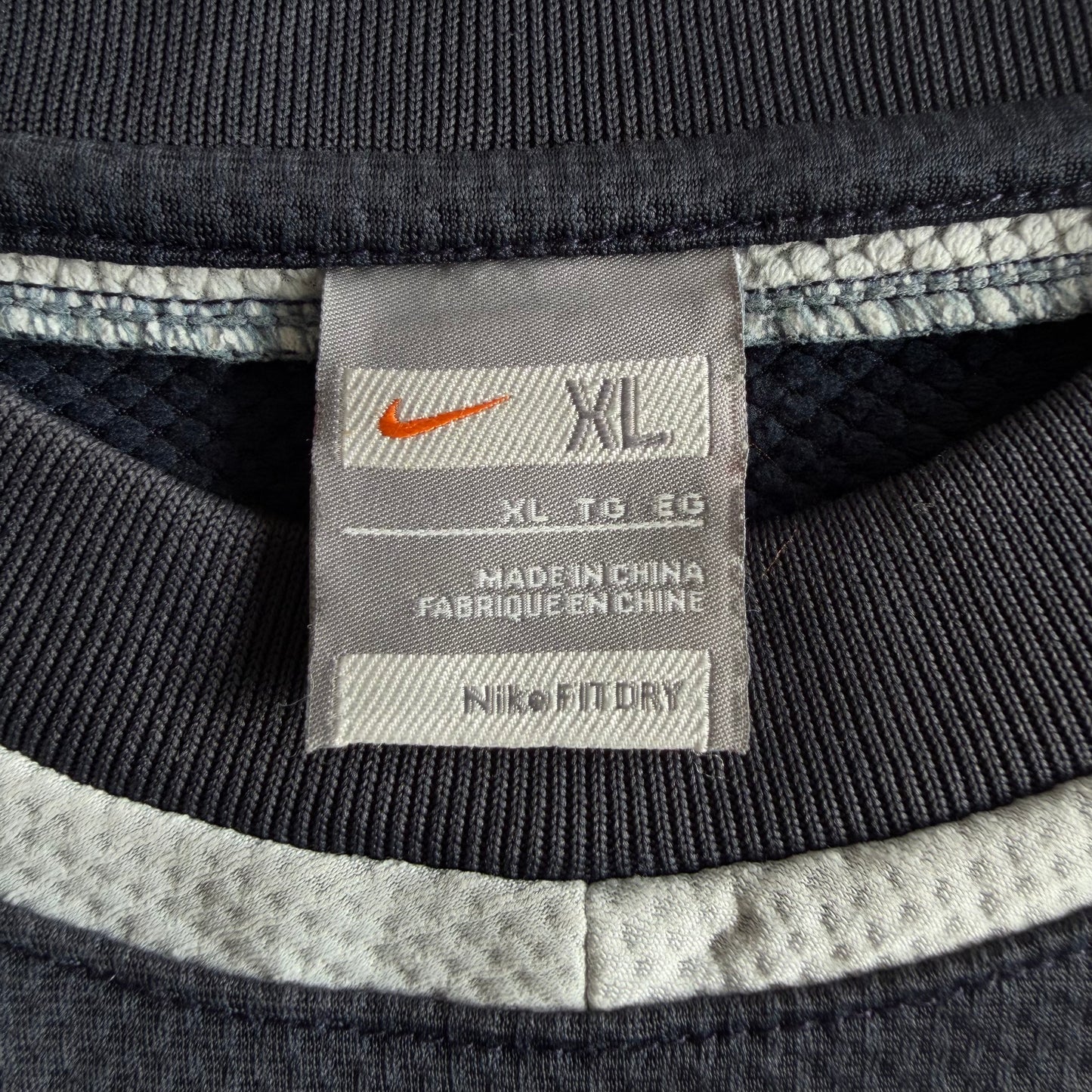 Y2K Nike Single Swoosh Lightweight T-Shirt - XL