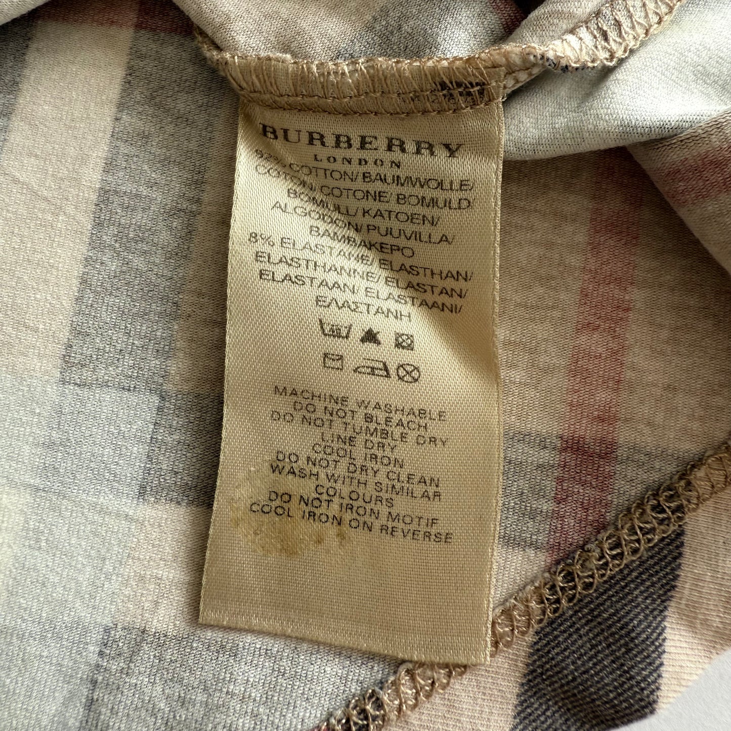 Burberry T-Shirt - Small