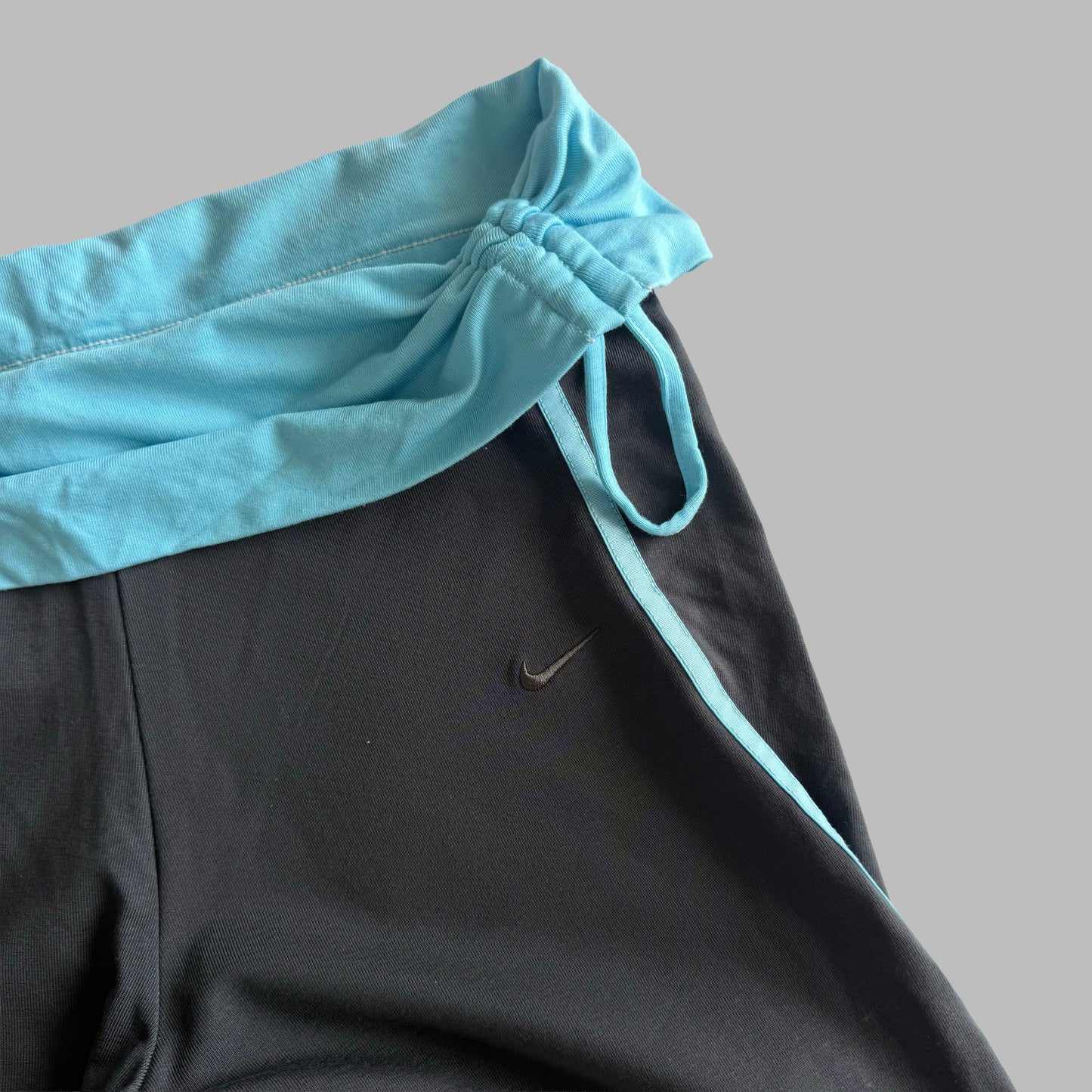 Y2K Nike Fold-Over Capris - S