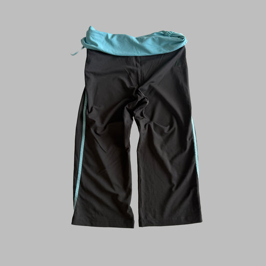 Y2K Nike Fold-Over Capris - S