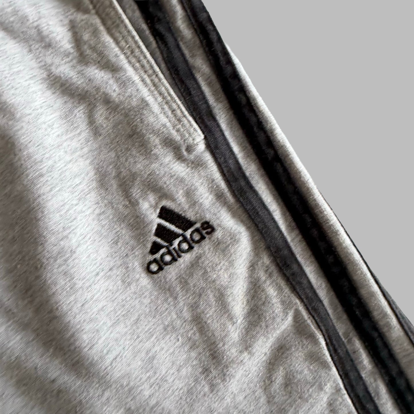 Y2K Adidas Three Stripe Shorts - S