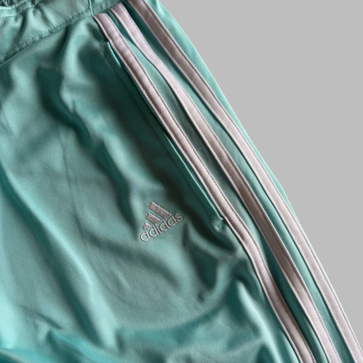 Y2K Adidas Three Stripe Capris - M