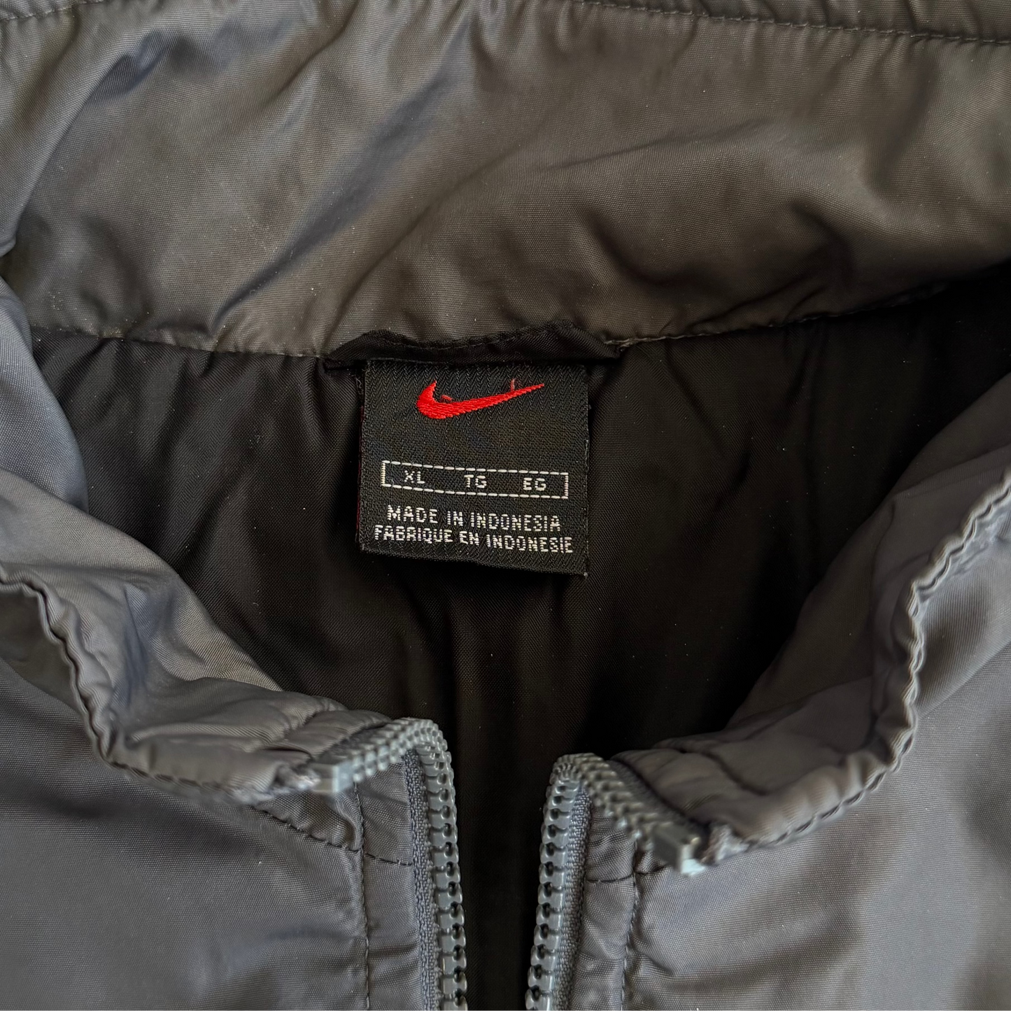 Y2K Nike Striped Insulated Jacket - XL